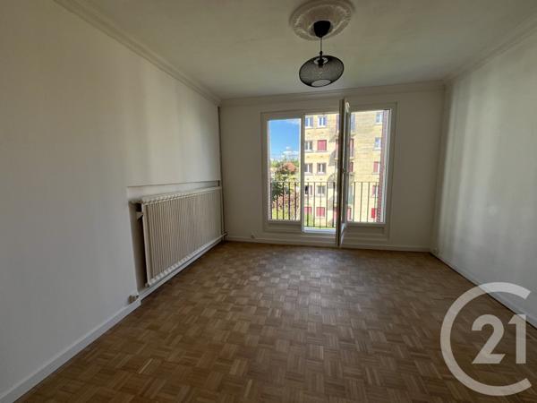 Appartement F1 à vendre  1 pièce - 27,28 m2 ST MAUR DES FOSSES - 94