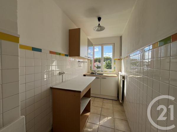 Appartement F1 à vendre  1 pièce - 27,28 m2 ST MAUR DES FOSSES - 94