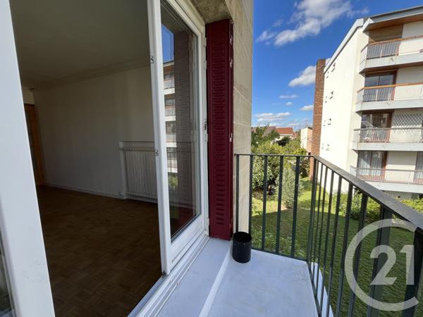 Appartement F1 à vendre  1 pièce - 27,28 m2 ST MAUR DES FOSSES - 94