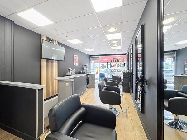 Fonds De Commerce - 60 m²