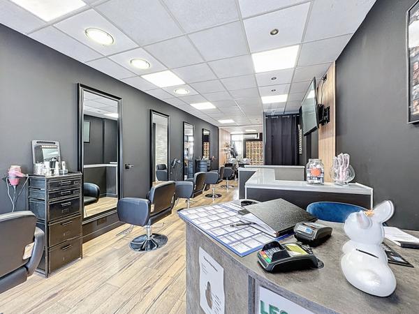 Fonds De Commerce - 60 m²