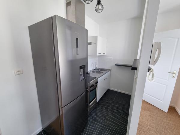 AIRE SUR LA LYS Appartement de type 2 meublé offra
