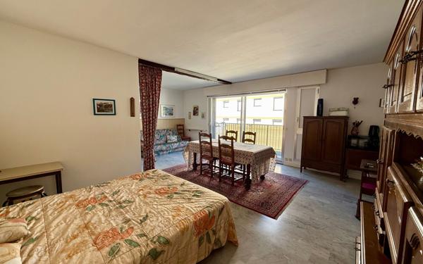 Appartement à vendre    2 pièces • 45 m2 Cannes