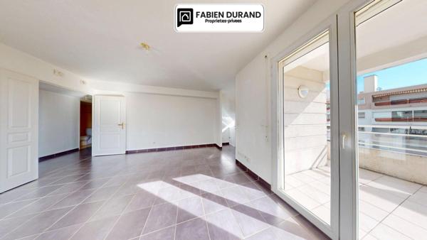 Appartement T2 42 m²  Terrasse Parking Cave