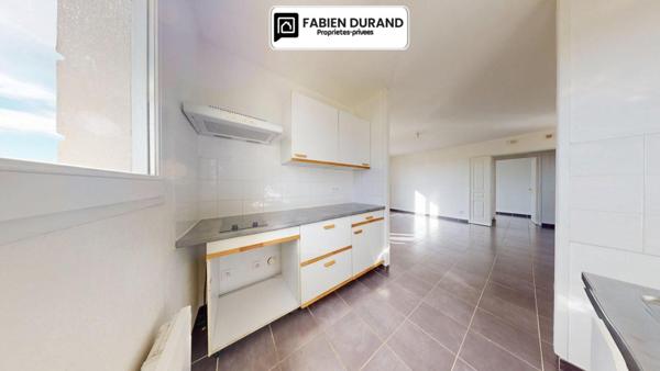 Appartement T2 42 m²  Terrasse Parking Cave