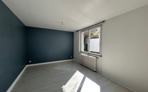 Maison à vendre    4 pièces •  Landivisiau
