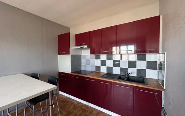 Maison à vendre    4 pièces •  Landivisiau