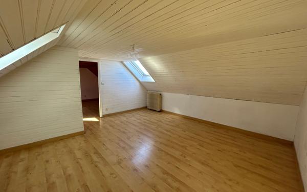 Maison à vendre    4 pièces •  Landivisiau