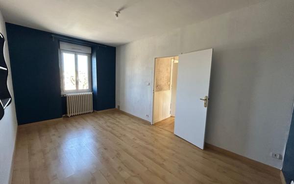 Maison à vendre    4 pièces •  Landivisiau