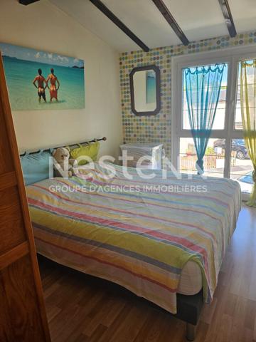 REIMS MAISON DE VILLE AVEC JARDIN ET GARAGES