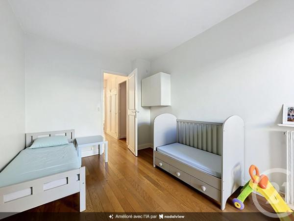 Appartement F3 à vendre  3 pièces - 62 m 2   LEVALLOIS PERRET  - 92