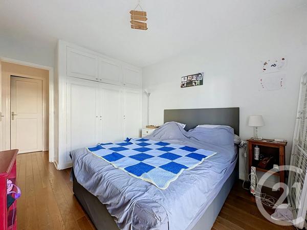 Appartement F3 à vendre  3 pièces - 62 m 2   LEVALLOIS PERRET  - 92