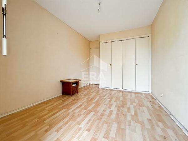 À découvrir sans tarder ! Spacieux T2 lumineux avec balcon et vue dégagée