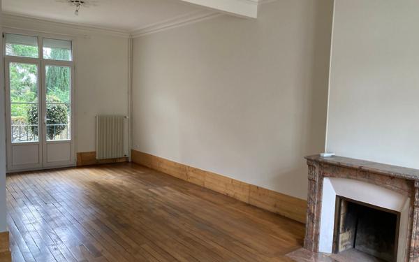 Maison à vendre    5 pièces • 116 m2 Tours