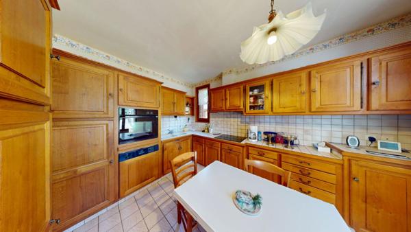 Maison Genouilly 7 pièce(s) 138.74 m2