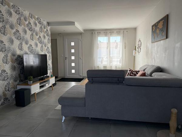 Maison rénovée de 95 m2 avec jardin de 362 m² Proche commerces