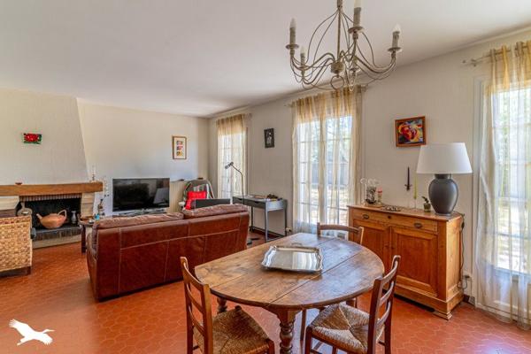 Maison 396 112 € Blanquefort 5 p 100 m² DPE D
