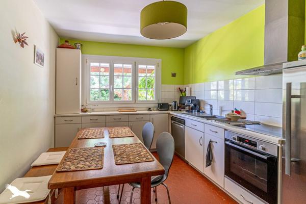 Maison 396 112 € Blanquefort 5 p 100 m² DPE D