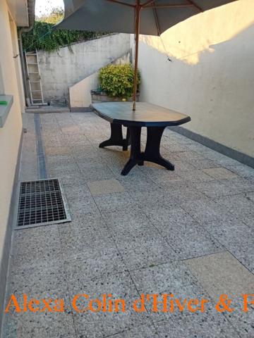 Pavillon décoration récente, sous-sol et garage limitrophe Soissons