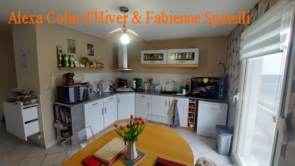 Pavillon décoration récente, sous-sol et garage limitrophe Soissons