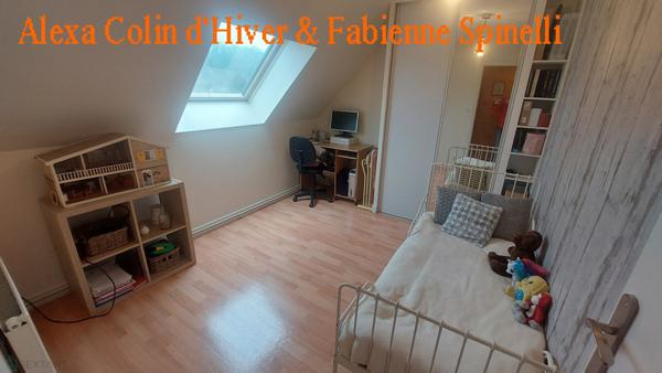 Pavillon décoration récente, sous-sol et garage limitrophe Soissons