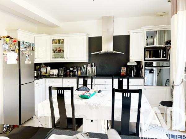 Maison à vendre 5 pièces 150 m² Fontenay-le-Fleury