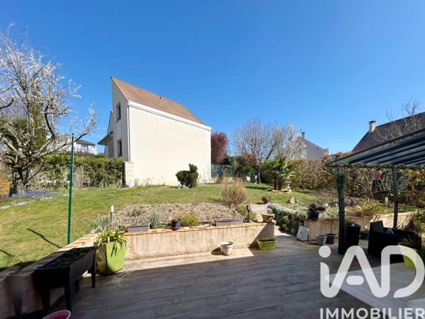 Maison à vendre 5 pièces 150 m² Fontenay-le-Fleury