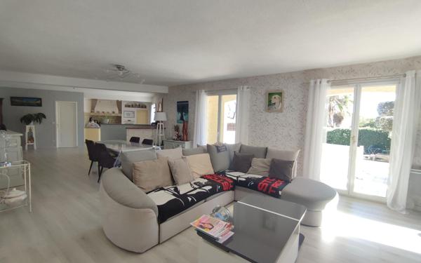 Maison à vendre    4 pièces •  Montagnac