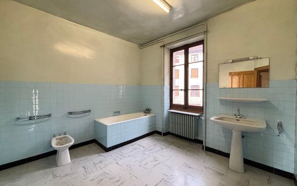 Maison à vendre    7 pièces • 177 m2 Les Échelles