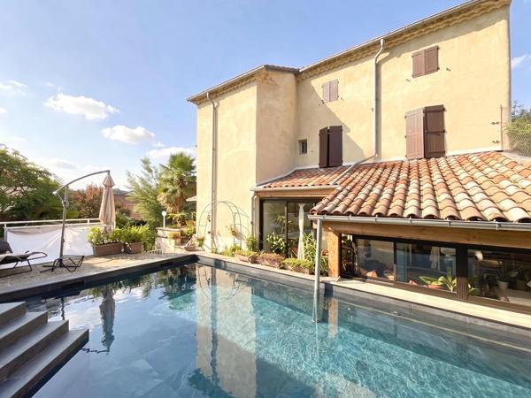 Immeuble à vendre à Aubenas