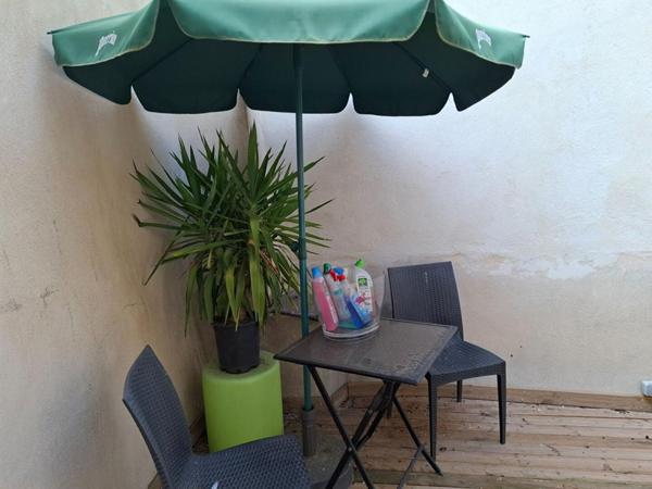 Appartement  3 pieces  avec terrasse 17 m² proche des commodités