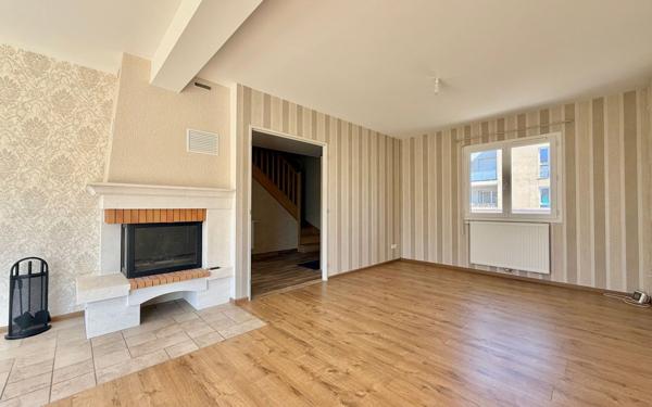 Maison à vendre    7 pièces •  Perrigny-lès-Dijon