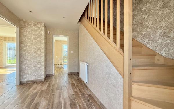 Maison à vendre    7 pièces •  Perrigny-lès-Dijon