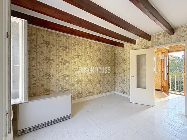 Appartement T2 à rénover avec balcon plein sud à deux pas de la plage à Saint-Malo