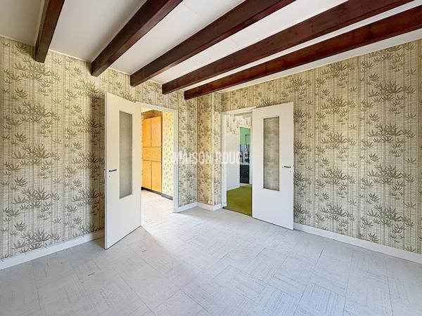 Appartement T2 à rénover avec balcon plein sud à deux pas de la plage à Saint-Malo