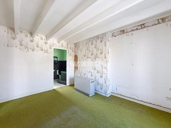 Appartement T2 à rénover avec balcon plein sud à deux pas de la plage à Saint-Malo