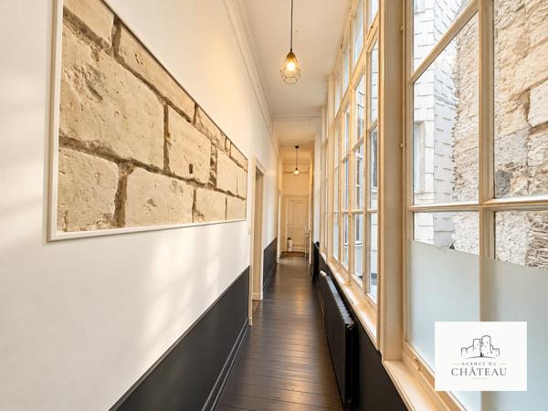 APPARTEMENT DE CHARME, 87 m² AVEC BALCON FILANT
