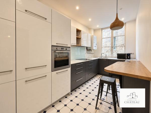 APPARTEMENT DE CHARME, 87 m² AVEC BALCON FILANT