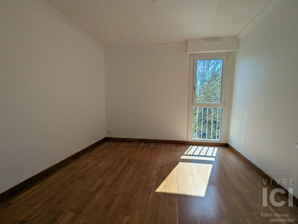 Appartement Nantes Jules Verne 4 pièce(s) 92.80 m2 - Balcon - Parking - Cave /