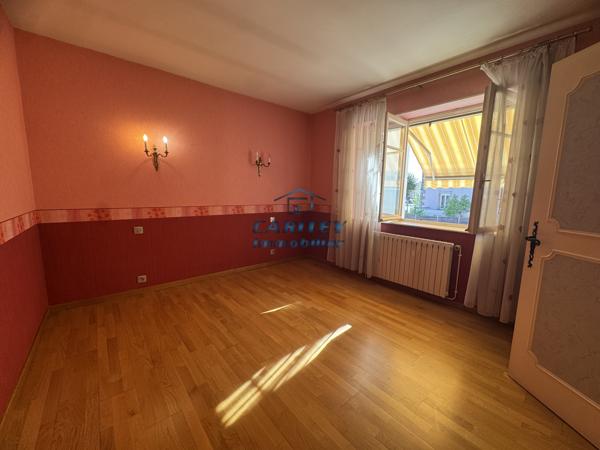 Maison - 104.5m² - 4 pièces - LURE (70200)
