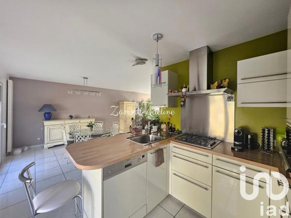 Maison 9 pièces de 213 m² à Le Blanc-Mesnil (93150)