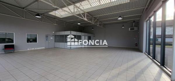 Location Local commercial 350 m² - Saint-dié-des-vosges 88100