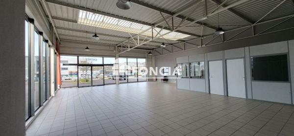 Location Local commercial 350 m² - Saint-dié-des-vosges 88100