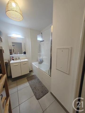 Appartement F3 à vendre  3 pièces - 63,94 m 2   BEAUCHAMP  - 95
