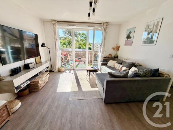 Appartement F3 à vendre  3 pièces - 63,94 m 2   BEAUCHAMP  - 95