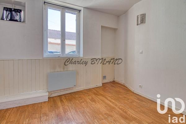 Appartement 2 pièces de 42 m² à Poissy (78300)
