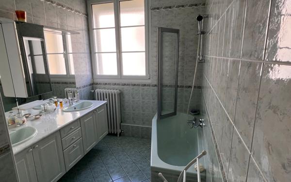 Appartement à vendre    3 pièces • 104 m2 Le Havre