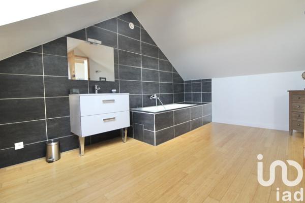 Maison à vendre 9 pièces 212 m² Villeneuve-sur-Yonne