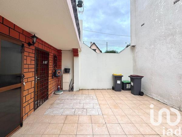 Maison à vendre 10 pièces 203 m² Saint-Leu-la-Forêt