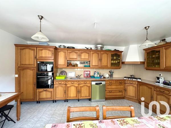 Maison à vendre 10 pièces 203 m² Saint-Leu-la-Forêt